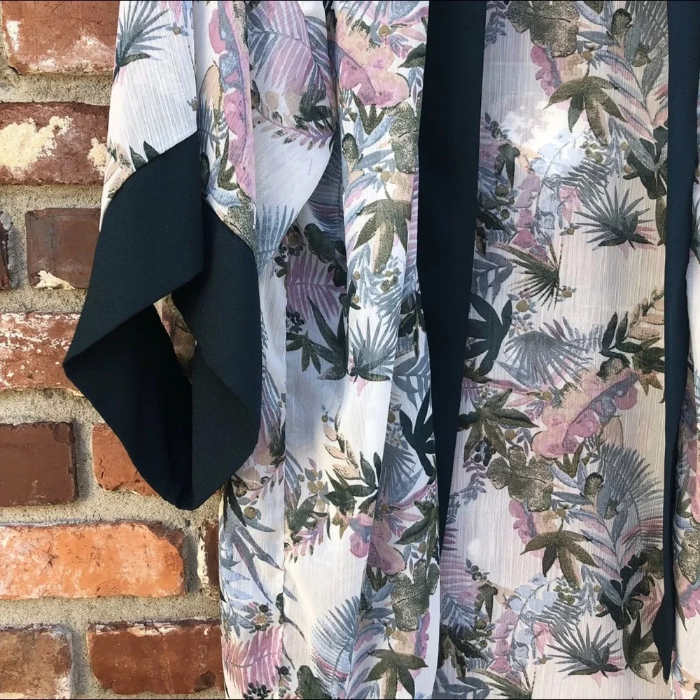 Tropical Kimono Duster Coverup or Robe - Picture 2 of 3